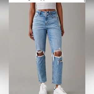 American Eagle Strigid Ripped Mom Jean